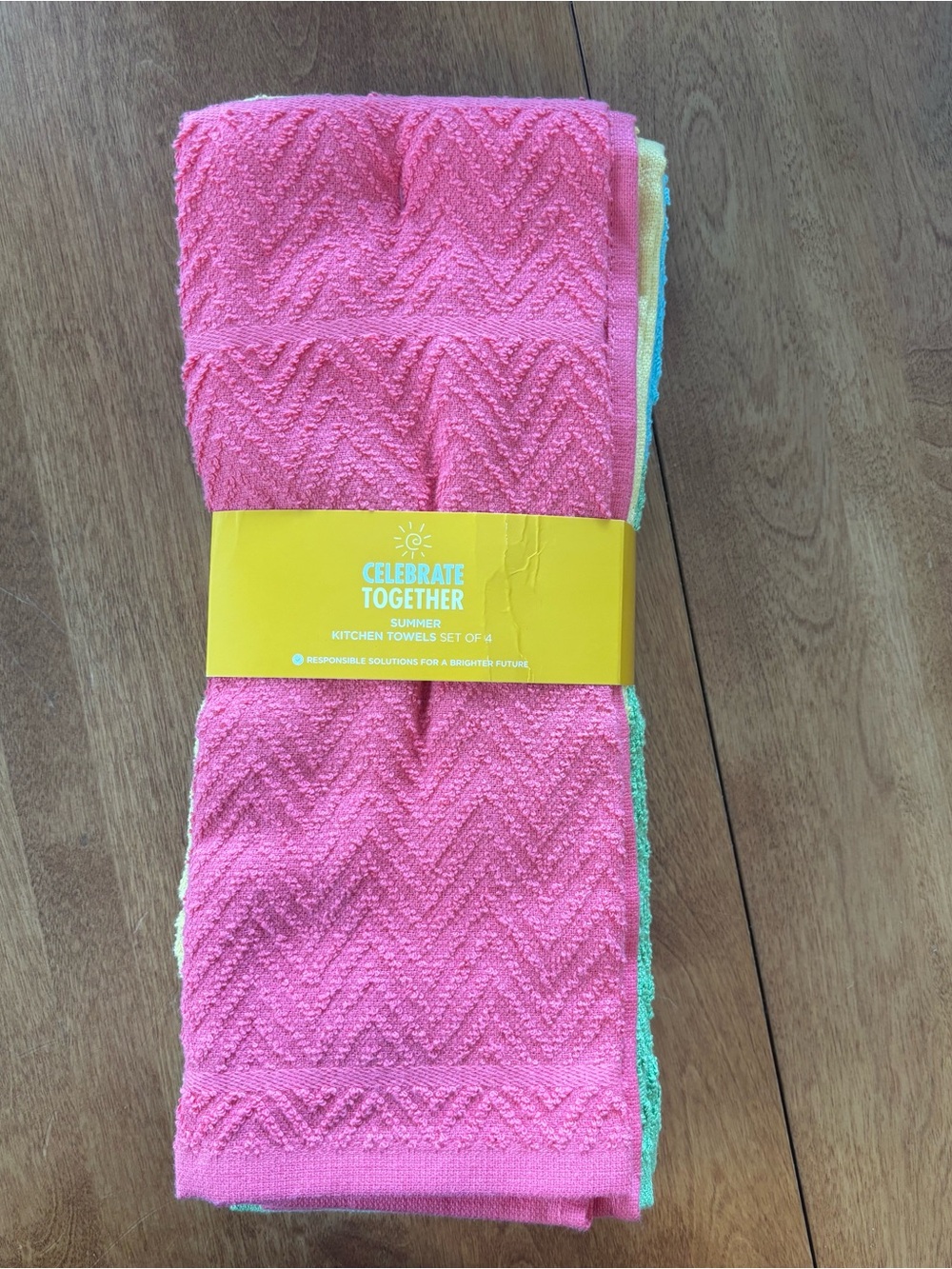 Celebrate Together Kitchen Hand Towel - Set of 4